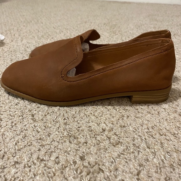 Clarks Pure Hall Tan Leather Loafer - Picture 8 of 13